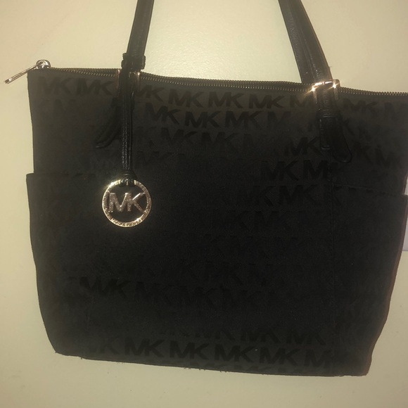 Michael Kors Tote - Picture 1 of 8